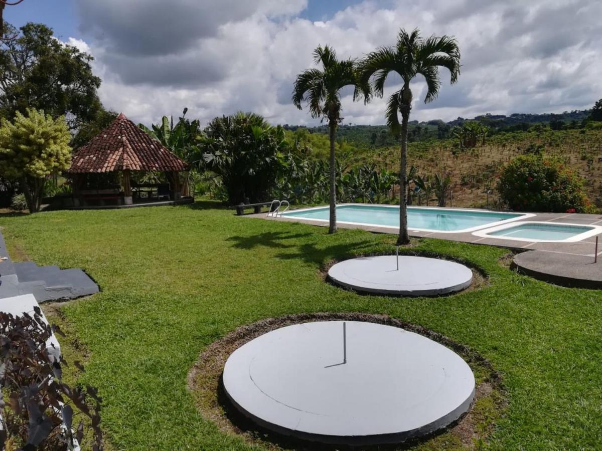 Finca Cafetera En El Quindio Quimbaya Luaran gambar